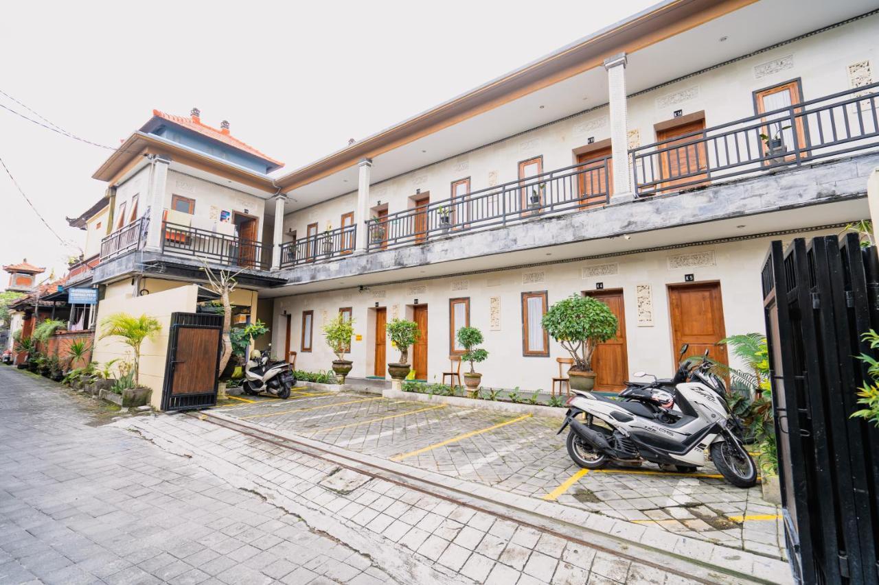 Guesthouse Cempaka Putih Seminyak Dış mekan fotoğraf
